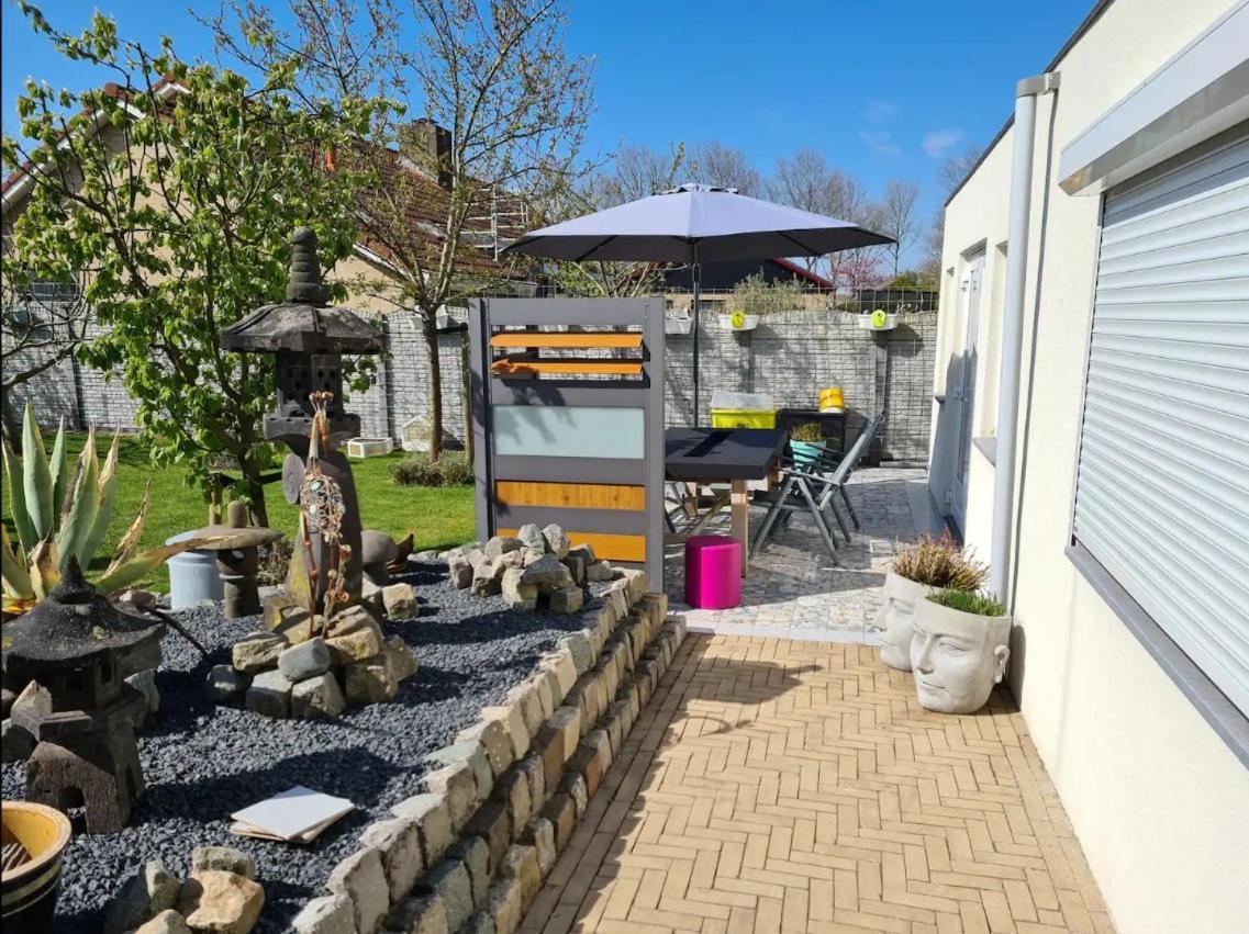 Namastee Aan Zee Bed & Breakfast Vlissingen Bagian luar foto